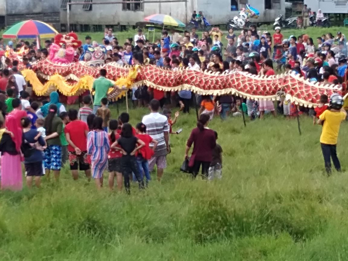 Prosesi pembakaran Naga sebagai akhir dari perayaan Cap Go Meh di Melawi---Ist