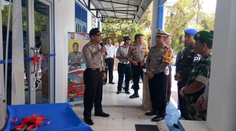 Kapolres Melawi ketika memberikan sambutan dalam pereesmian Satpas SIm Sat lantas Polres Melawi