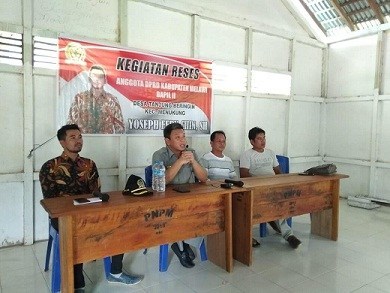 Yosep Fery Chin ketika menjelaskan mengenai reses
