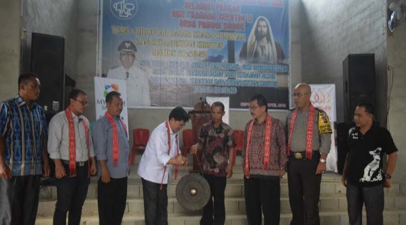 Melkianus Saat Menghadiri Seminar dan KKR di Ketungau Tengah