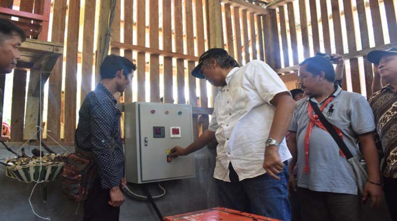 Peresmian PLTMH Semadak Oleh Bupati Sintang