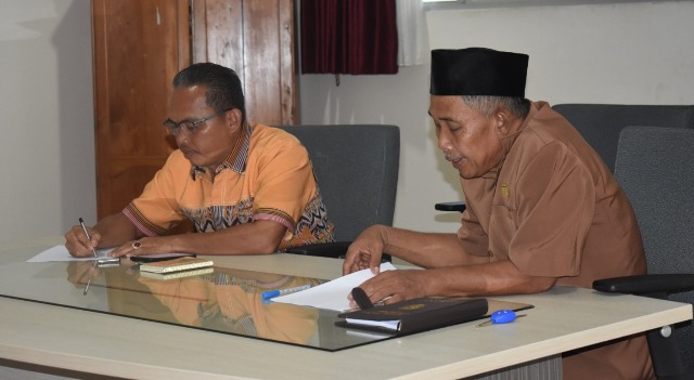 Komisi C DPRD Sintang, Senen Maryono dan Melkianus