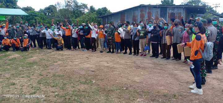 Kegiatan Penutupan Posko Terpadu Covid-19 di Perbatasan antara Melawi-Sintang. (Ist) 