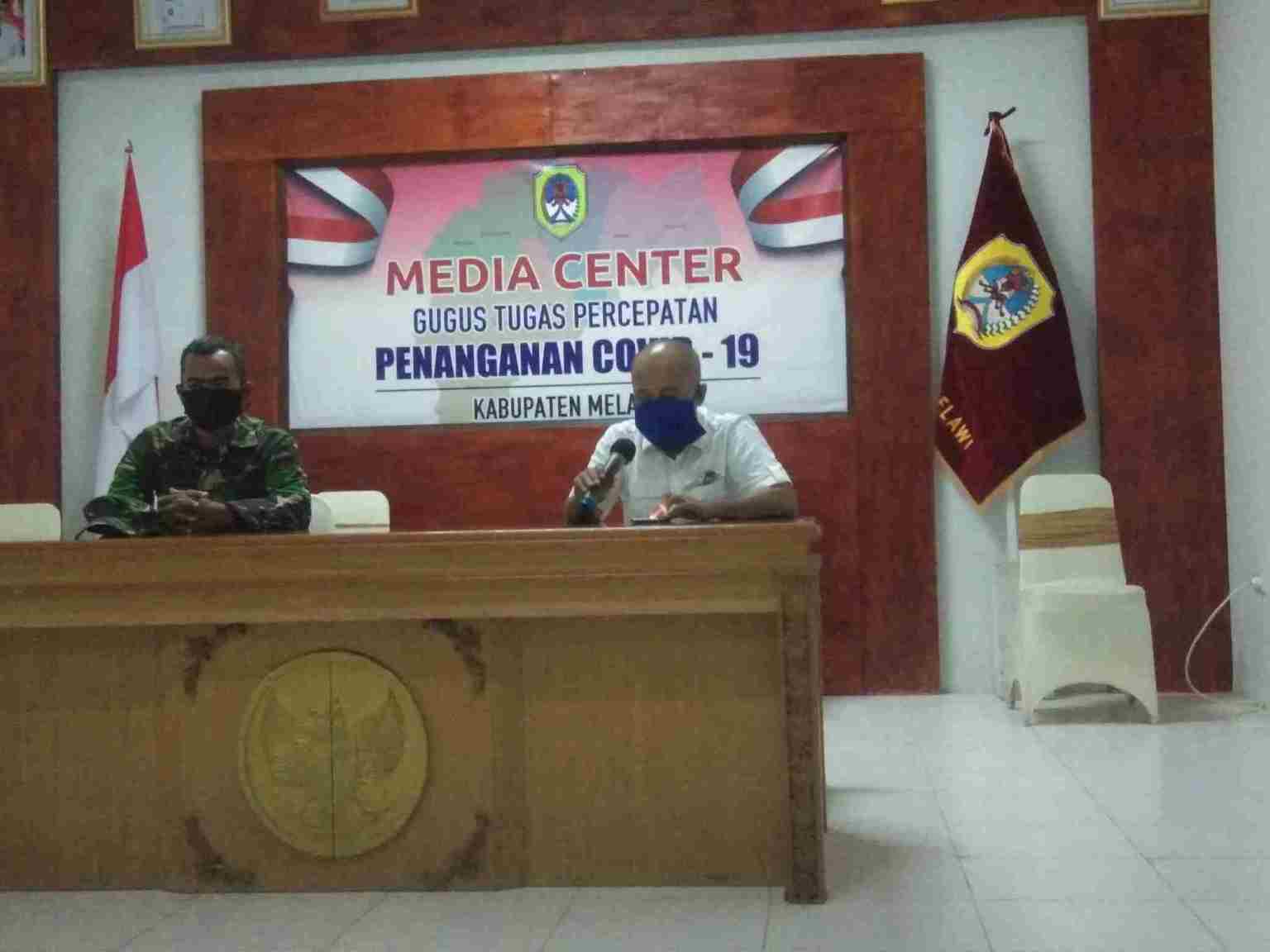 Juru bicara tim gugus tugas percepatan penanganan penanggulangan covid-19 Melawi mengumumkan seorang warga Melawi yang terkonfirmasi positif Covid-19. (Ist) 