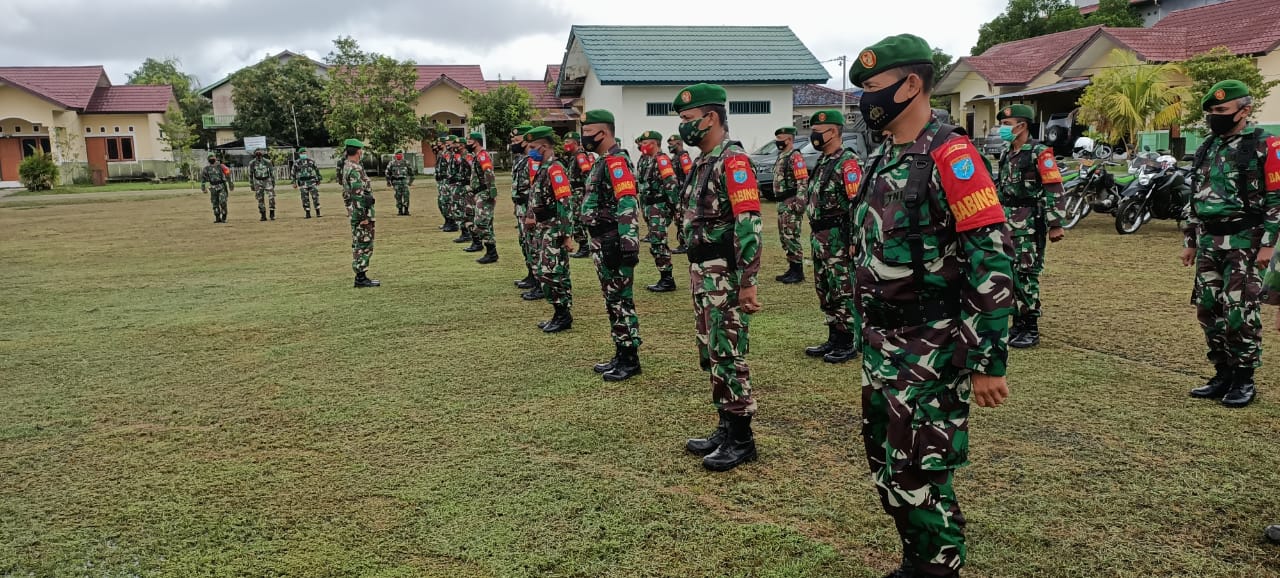 Pasukan TNI saat melakukan apel gelar pasukan, dalamrangka kesiapan pengamanan Pilkada. (Ist) 