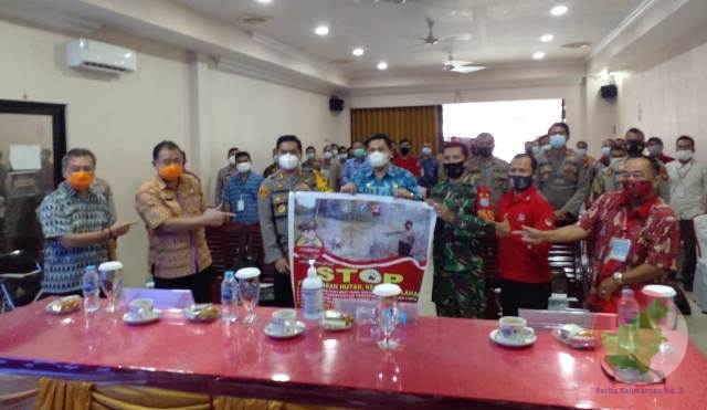 Kegiatan Focus Group Discussion (FGD) di Aula Salah Satu Hotel di Sekadau, Kamis (25/3/2021)