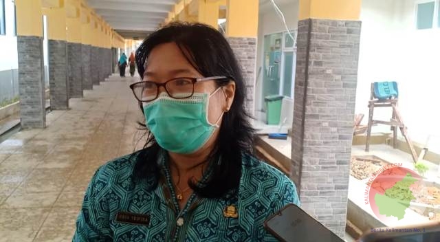 Direktur RSUD Ade M. Djoen Sintang, dr Rosa Trifina