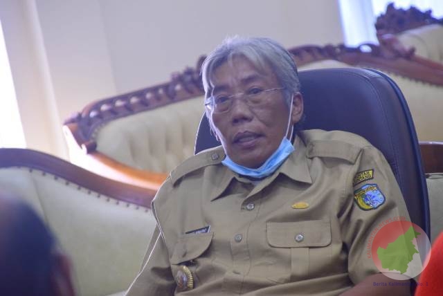 Bupati Sintang, Jarot Winarno.