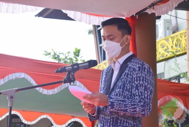 Ketua DPRD Sintang, Florensius Ronny Saat Menjadi Inspektur Upacara Dalam Rangka Hari Jadi Kota Sintang  ke-659, Selasa 25 Mei 2021.