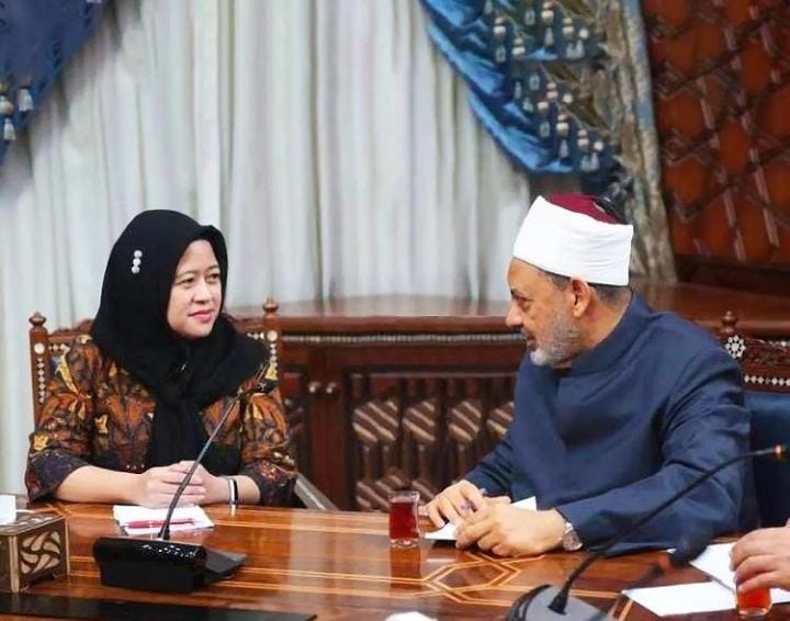 Ketua DPR RI Puan Maharani mengaku, selain menyempatkan diri untuk mengaji Al-Qur'an, ia juga membaca tulisan-tulisan lama tentang Bung Karno selama bulan Ramadhan. 