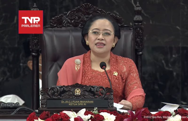 Ketua Dewan Perwakilan Rakyat (DPR) RI, Puan Maharani menyampaikan sejumlah strategi yang diupayakan pemerintah dan legislatif dalam mencapai kesejahteraan masyarakat.