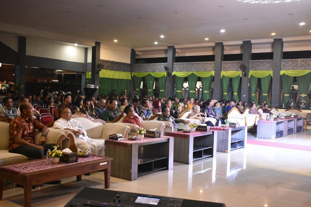 Suasana Ibadah Perayaan Natal Oikumene.