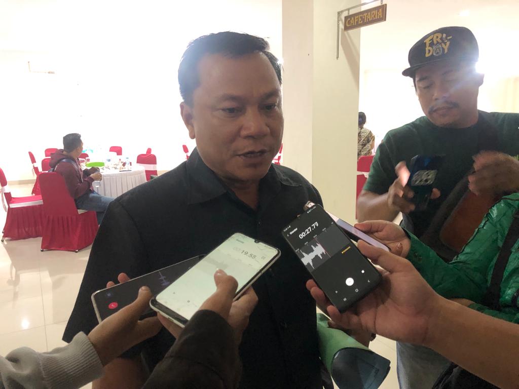 Anggota DPRD, Jurus Bicara Fraksi PDIP Welbertus