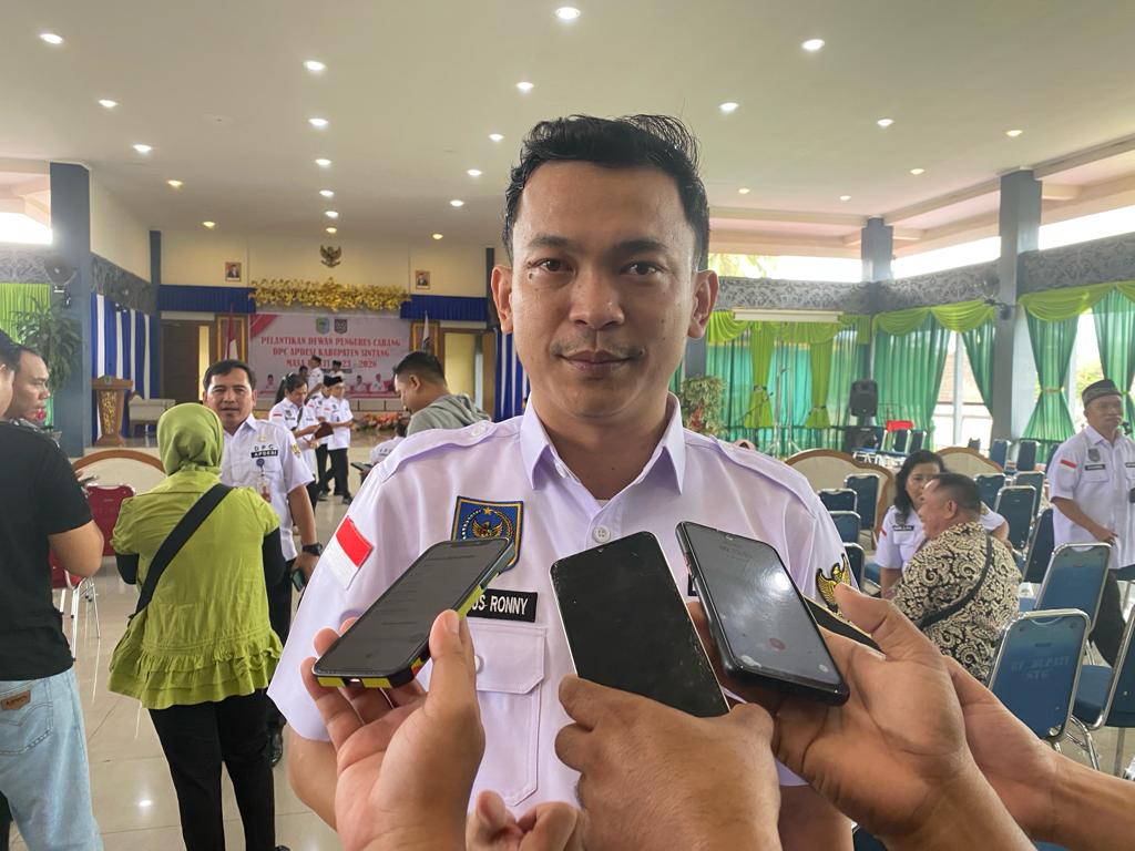 Ketua Dewan Perwakilan Rakyat Daerah (DPRD) Kabupaten Sintang, Florensius Ronny
