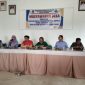Kepala Dinas Sosial, Drs. Oslan Junaidi, saat menghadiri Musyawarah Desa tentang Penetapan Rencana Kerja Pemerintah Desa Kelakik. (Dedi Irawan)