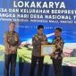 Kepala Desa Paal, H. Sukarman Paal menerima Penghargaan Pemerintahan Desa dan Kelurahan Award Tingkat Nasional Tahun 2025 dari Wakil Kementerian Dalam Negeri Republik Indonesia. (Dedi Irawan)