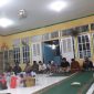Ratusan jamaah Masjid As Shobirin saat membaca yasin danndoa bersama. (Dedi Irawan)