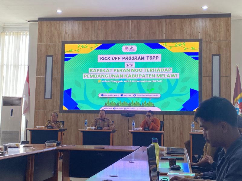 Diskusi Publik yang dilaksanakan di Kantor Bupati Melawi. (Ist)