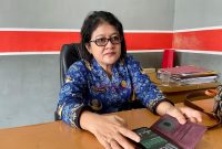 Camat Kelam Permai Rita fransiska